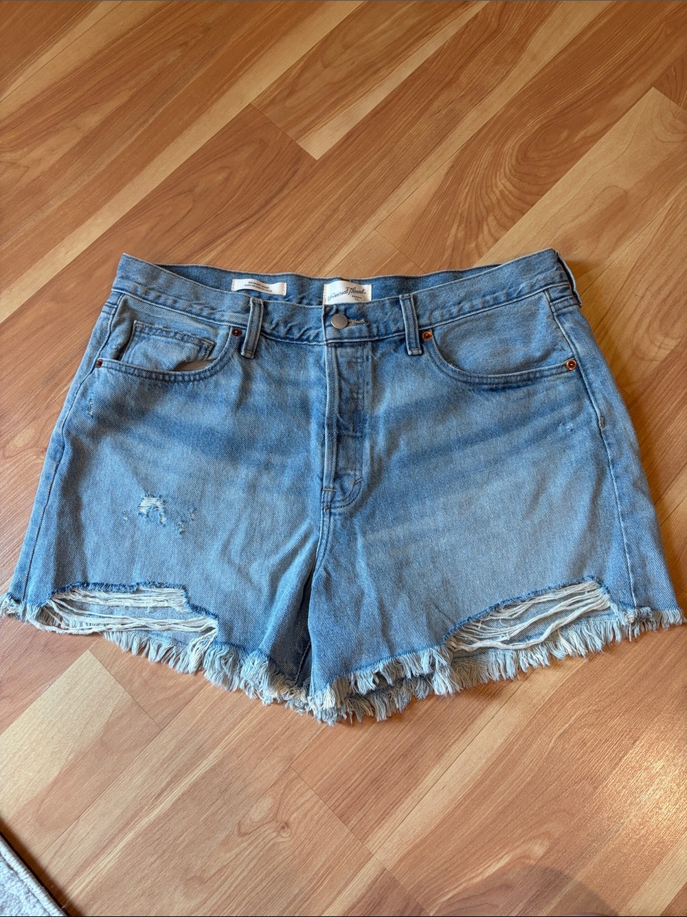 Universal Thread Light Blue 90s Baggy Short